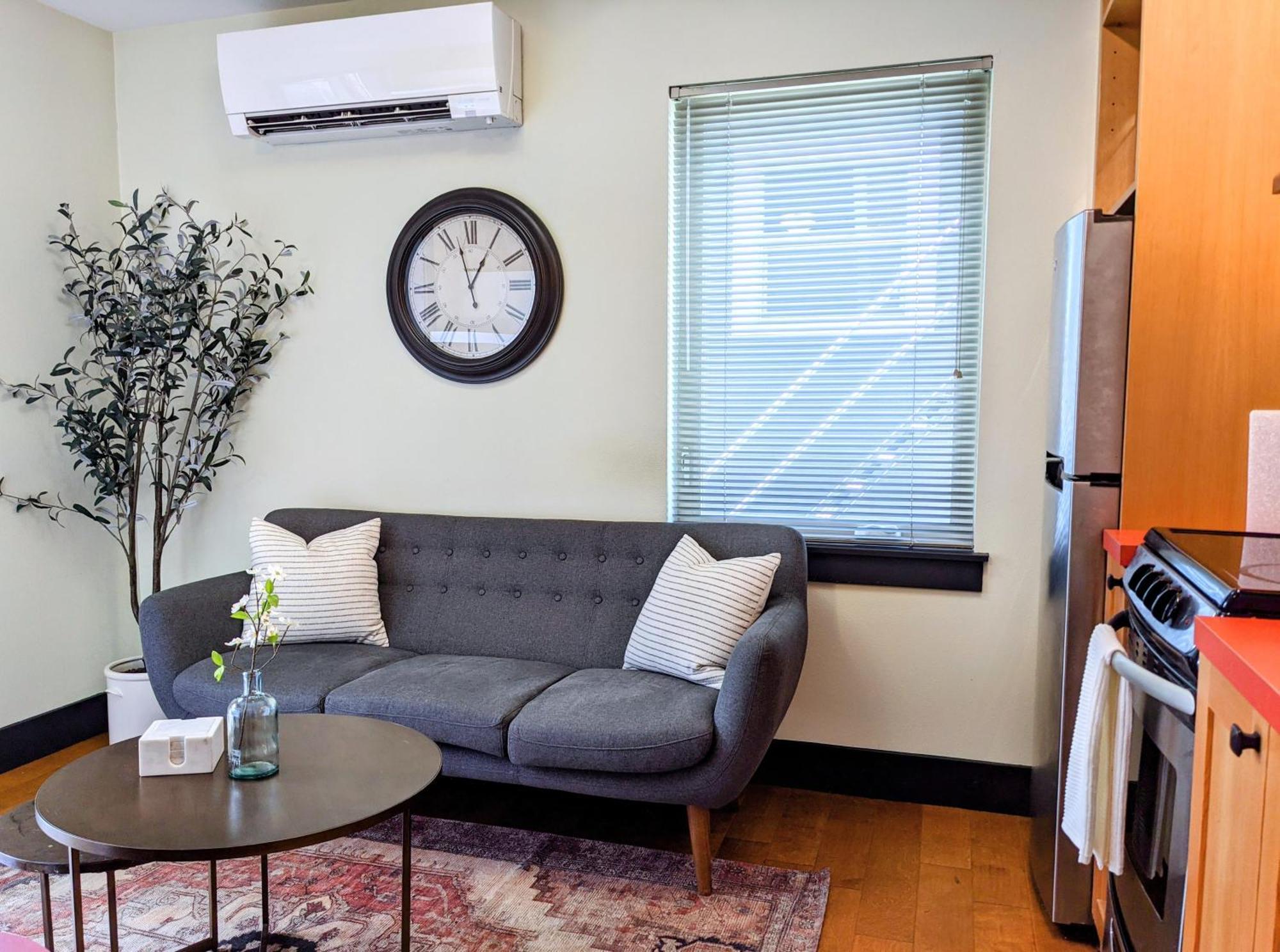 Holiday home Collection - Quirky Micro - Foodies, Artists, Coffee Lovers Portland