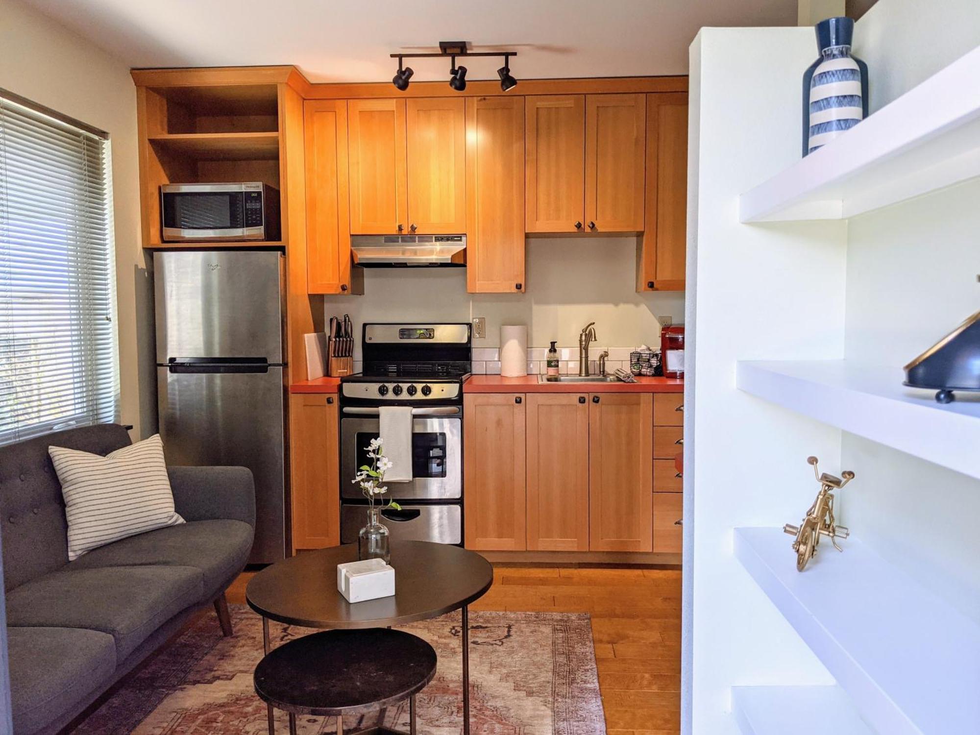 Collection - Quirky Micro - Foodies, Artists, Coffee Lovers Holiday home